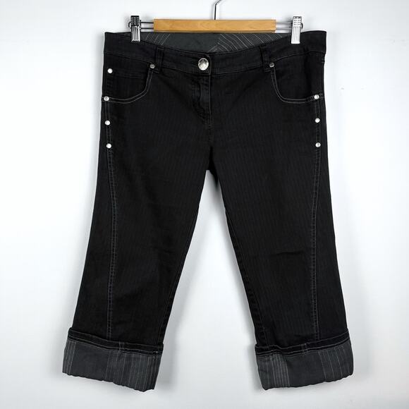 Y2K Vintage Lip Service Black Pinstripe Capri Pants Grey Size 9 Mall Goth Womens - Picture 1 of 16